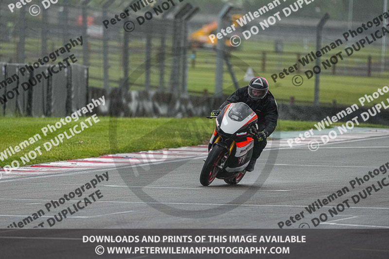 donington no limits trackday;donington park photographs;donington trackday photographs;estoril;event digital images;motorbikes;no limits;no limits trackdays;peter wileman photography;portugal;trackday;trackday digital images;trackday photos